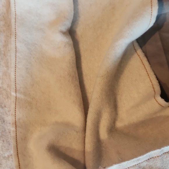 New with tags, Pink relaxed sweat shorts, cream colored, size xxl - Picture 9 of 9